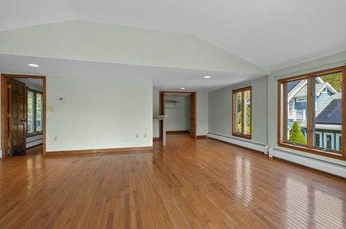 26 Pine Tree Rd, Coventry RI 02816-7001 exterior