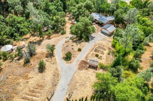 10409 Wolf Rd, Grass Valley CA  95949-7805 exterior