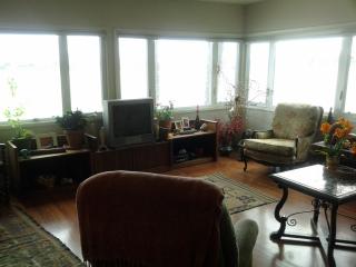 44 3rd Pl, Long Beach CA  90802-5684 exterior