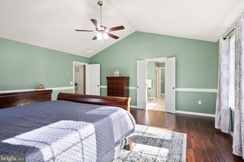 9085 Bristow Woods Ct, Nokesville VA  20181 exterior