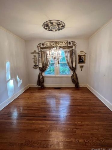 44 Newton Ter, Waterbury CT  06708-1919 exterior