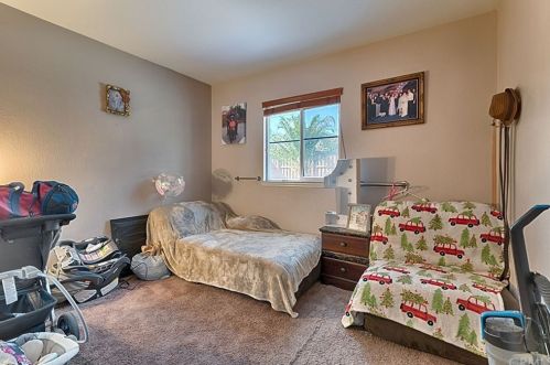 19515 Palomar St, Lake Elsinore CA  92530-6393 exterior