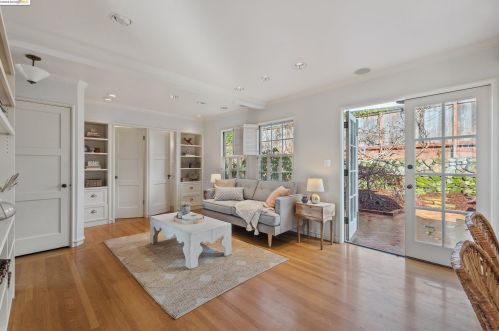 22 Alta Ave, Oakland CA  94611-3402 exterior