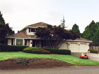 833 Harvest Dr, Olympia, WA 98501-8612