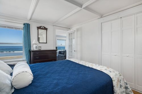 809 Ocean Blvd, Hampton NH  03842-3016 exterior