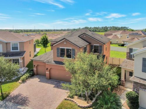 10137 Celtic Ash Dr, Ruskin, FL 33573-6732