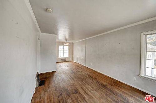 825 Verdugo Rd, Glendale CA  91206-2536 exterior