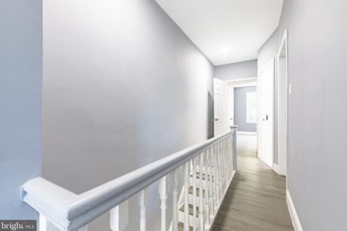 6526 Chew Ave, Philadelphia PA 19120-2332 exterior