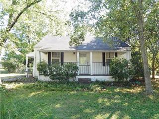 1325 Kermit Dr, Nashville, TN 37217-1908