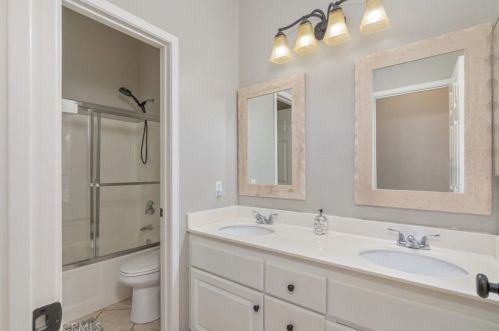 27401 Stanford Dr, Temecula CA 92591-2847 exterior