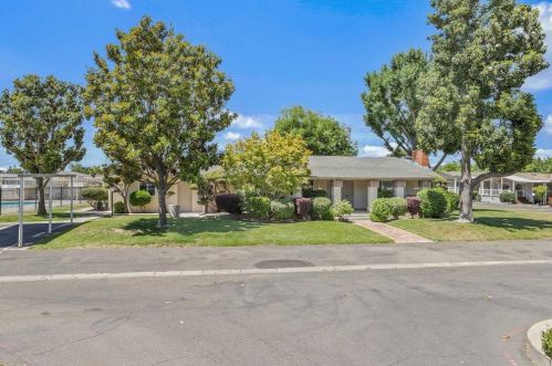 4309 Raiders Way, Modesto CA  95355-9311 exterior