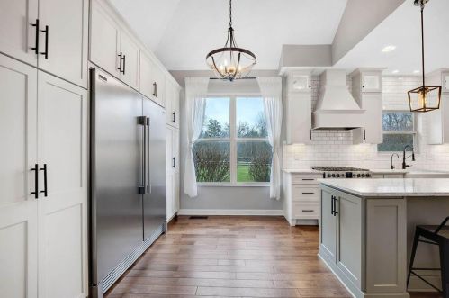 8310 Skelton Ct, Blacklick OH  43004-8750 exterior