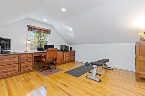 27 Fountain Rd, Briarcliff NY  10510-2234 exterior