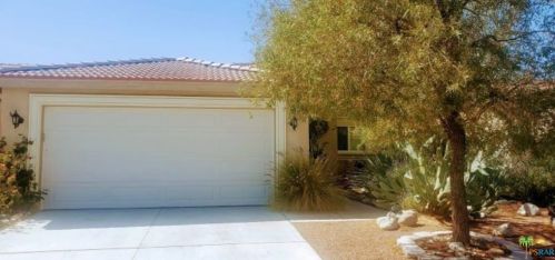 8657 Great Smokey Ave, Desert Hot Springs, CA 92240-7714