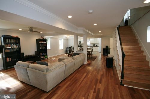 519 Lebaum St, Washington, DC 20032-2509