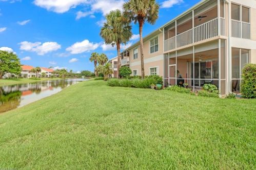 5220 Birmingham Dr, Naples FL  34110-9001 exterior