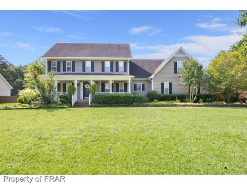108 Neely Ln, Raeford, NC 28376-7903
