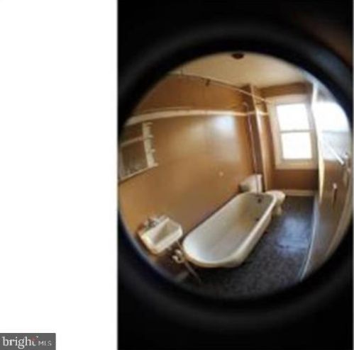 2366 4th St, Philadelphia PA  19148-0039 exterior