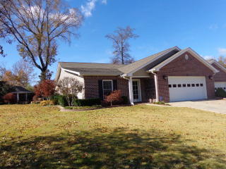 341 Paris Harbor Dr, Paris, TN