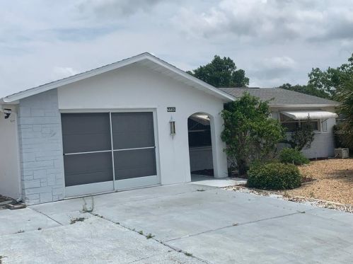 7730 Waterford St, New Port Richey, FL 34653-1050