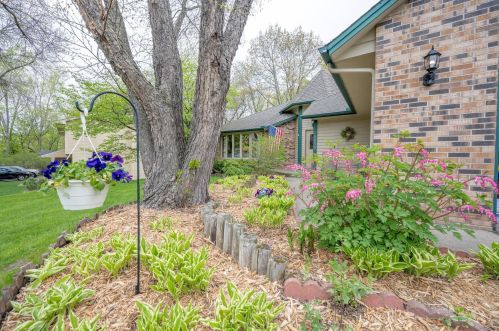 10930 55th Ave, Minneapolis, MN 55442-1926