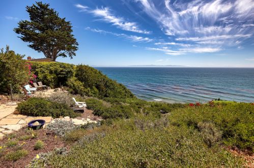 2215 Edgewater Way, Santa Barbara CA 93109-1923 exterior