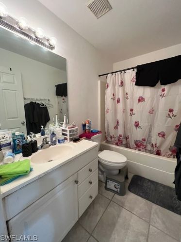 5311 Banning St, Lehigh Acres FL 33971-6404 exterior