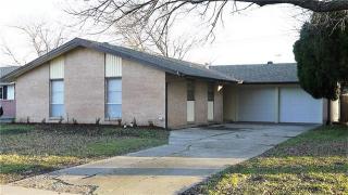 715 Pinehurst Dr, Richardson TX  75080-4113 exterior
