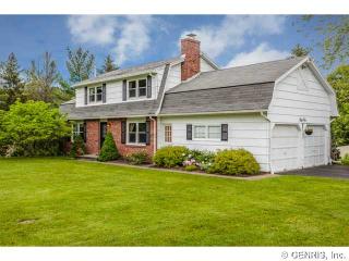 54 Squirrels Heath Rd, Fairport, NY 14450-9719