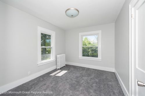 50 Willow Dr, Little Silver NJ  07739-1538 exterior