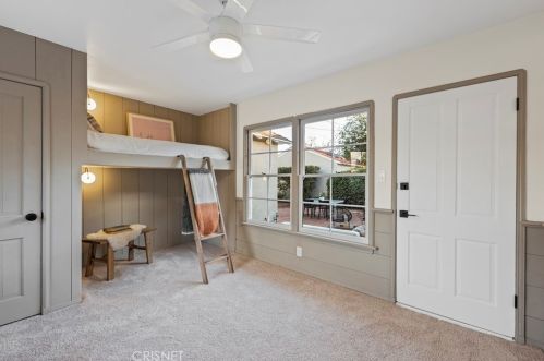 6554 Colbath Ave, Van Nuys CA  91401-1503 exterior