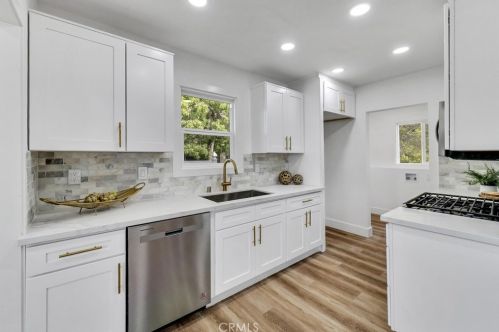 810 E St, Ontario CA  91762-3004 exterior