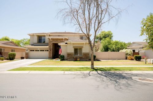 2851 Cullumber Ct, Gilbert, AZ 85234-6329