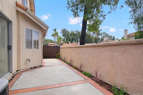 16010 Caminito De Linda, San Diego CA 92128-3349 exterior