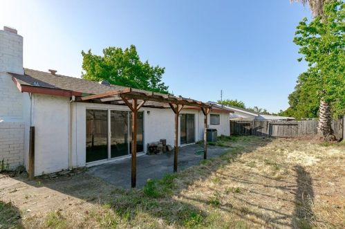 7224 Catboat Cir, Citrus Heights CA  95621-3406 exterior