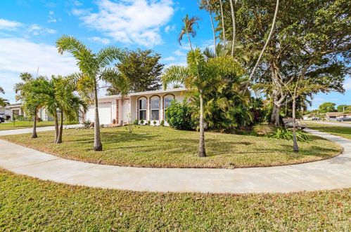 14735 Country Ln, Delray Beach, FL 33484-3549