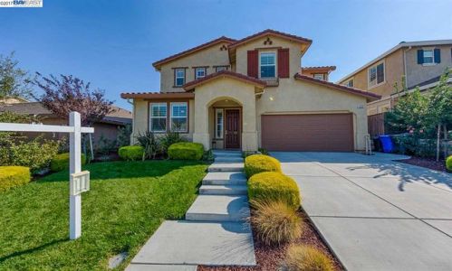 2355 Maho Bay Cir, West Pittsburg, CA 94565-3277