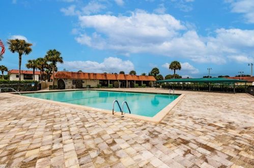 4380 27th Ct, Naples FL  34116-7907 exterior