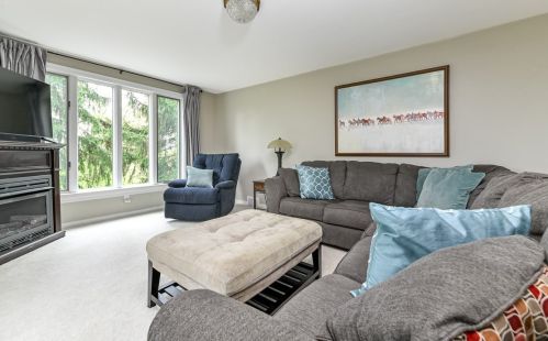 2567 Aldon Dr, Sewickley PA  15143-8612 exterior