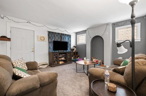 3112 Elroy Ave, Pittsburgh PA 15227-2825 exterior