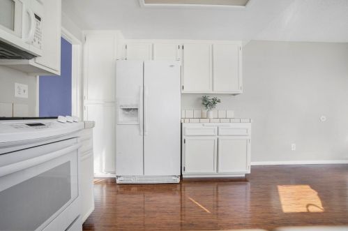 10258 New Bedford Ct, Lakeside CA  92040-2357 exterior