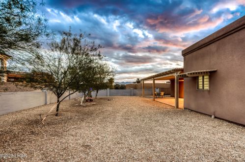 160 Cypress Dr, Lake Havasu City AZ  86403-6813 exterior