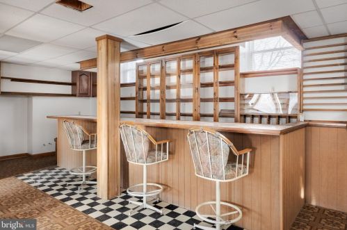 468 Hillcrest Rd, Edinburg VA  22824-2923 exterior