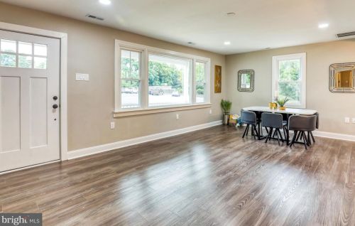 650 George St, Charles Town WV  25414-1461 exterior