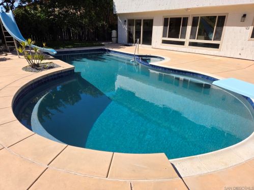 6319 Lake Athabaska Pl, San Diego CA  92119-3526 exterior