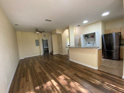 1264 Beach Cir, Kissimmee FL  34746-6746 exterior