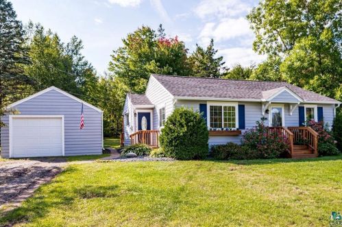 1122 Anderson Rd, Duluth, MN 55811-5416
