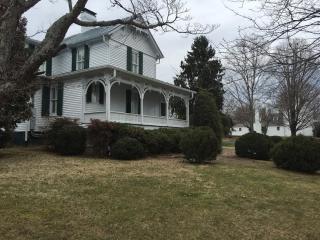 410 College St, Jonesborough, TN 37659-1010