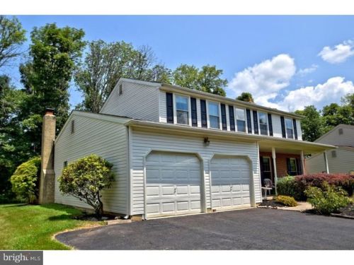 115 Canterbury Ln, Lansdale, PA 19446-6302