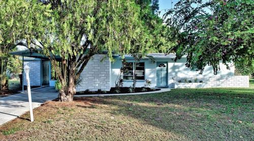 203 Penn Rd, Lehigh Acres, FL 33936-6250